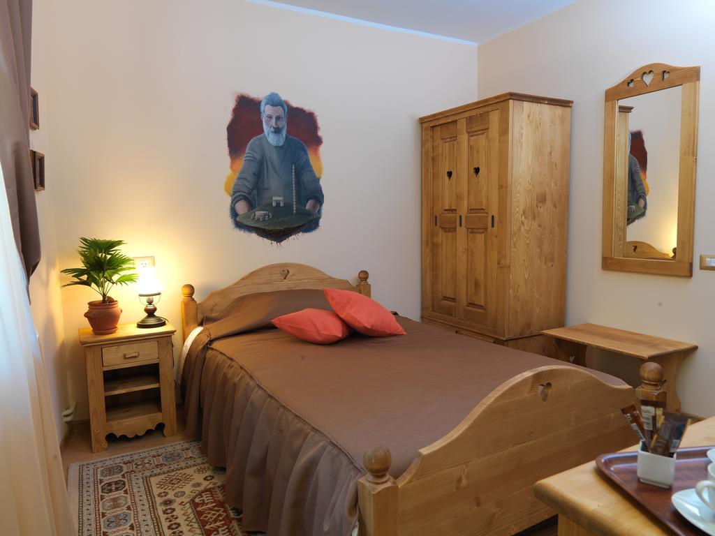 La Favorita Guesthouse Boutique Craiova Room photo